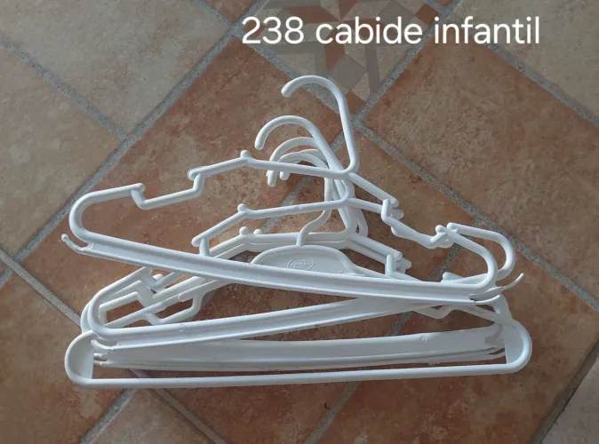 238 Cabide infantil cor branca