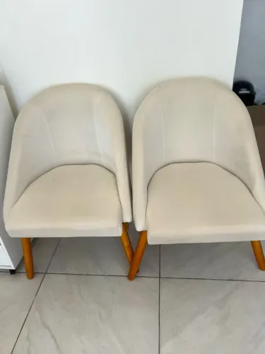 Poltronas em ótimo estado com pouco tempo de uso