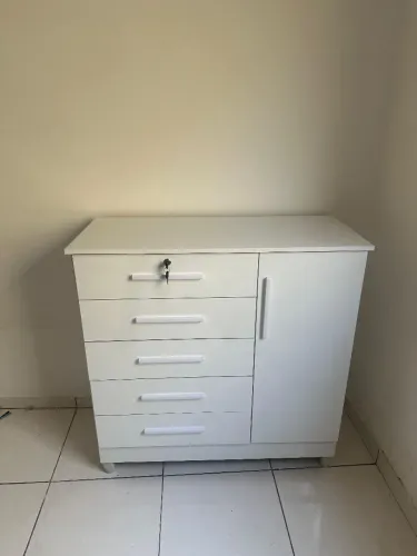 Cômoda nova