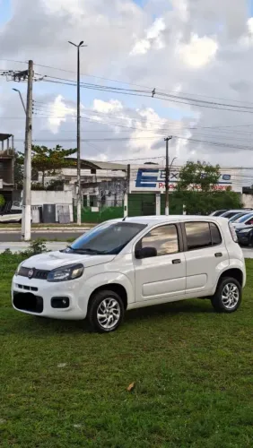 Fiat Uno Attractive 1.0 EVO Fire Flex 8V 5P 2016