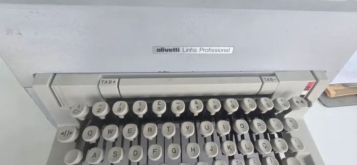 Maquina de Datilografia de Colecionador