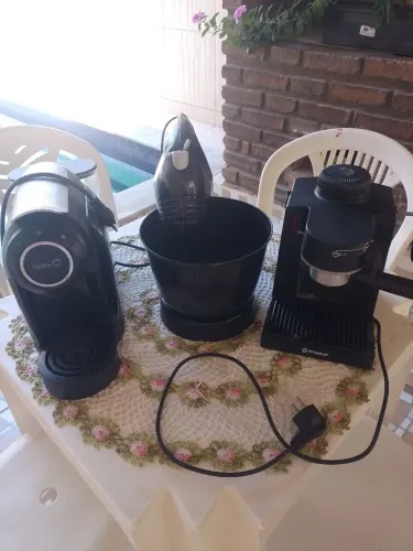 Eletrinhos : cafeteira, batedeira
