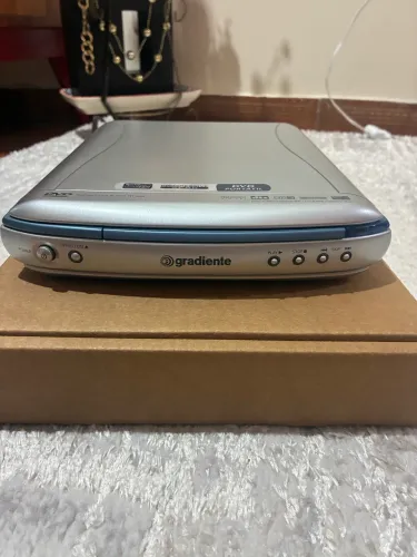Gradiente Portable DVD Player DT-350