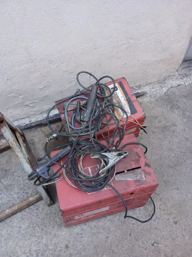 Máquina de soldar  20reais cada