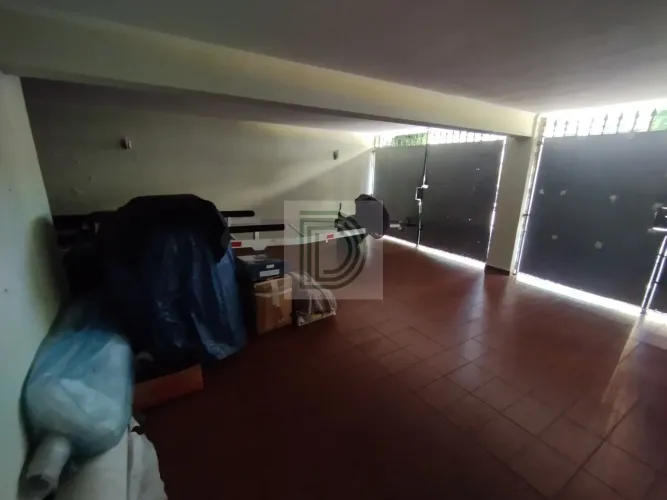 Casa à Venda | 3 Dormitórios | 1 Suíte | 3 Vagas | Espaço Gourmet | Conjunto Residencial B