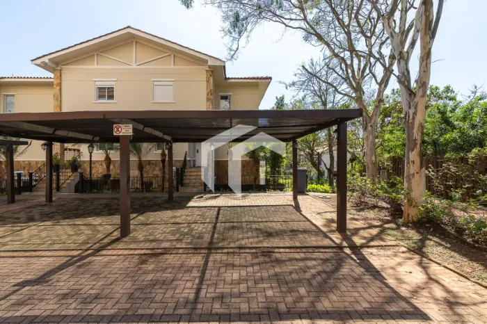 CASA PARA LOCAÇÃO MOBILIADA NO GALLERIA BOULEVARD COM 3 DORMITÓRIOS E VARANDA GOURMET.