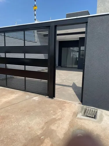 Casa 3 dormitórios para Venda em Marialva, Jardim Keiko, 3 dormitórios, 1 suíte, 2 banheir
