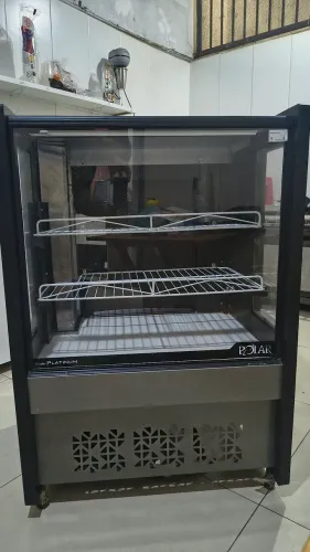 Vitrine refrigerada balcão torta POLAR 0,80