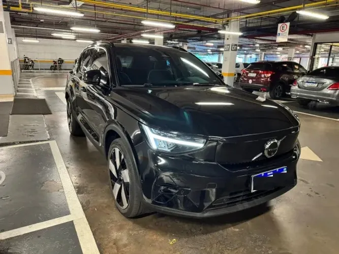 Volvo XC40 Twin Ultimate (elétrico) 2023