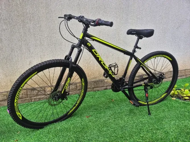 Bicicleta Dropp Aro 29 - Freio a Disco / Câmbio Shimano - Pouquíssimo Usada / Estado de No