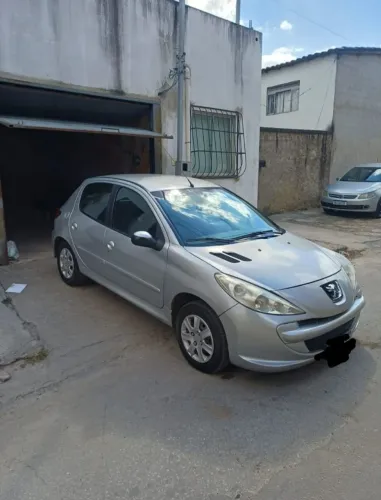 Peugeot 207 Active 1.4 Flex 8V 5P 2014