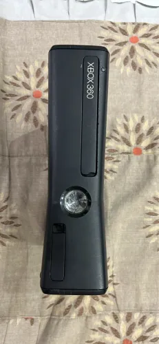 Console Xbox 360 slim