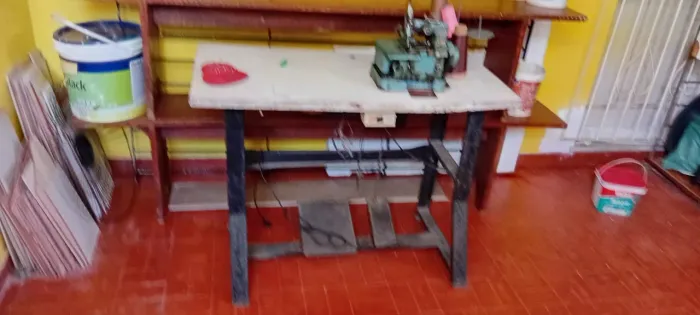 Máquina overlock
