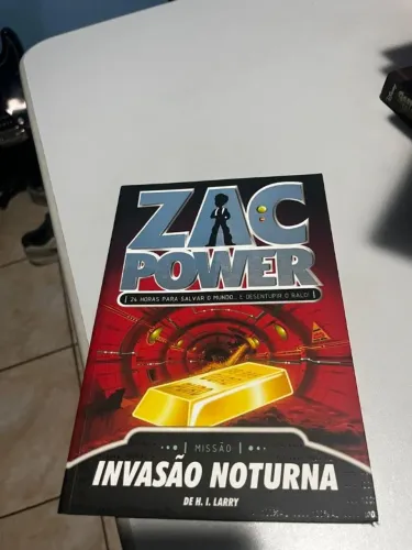 Livro Zac Power - Invasão Noturna