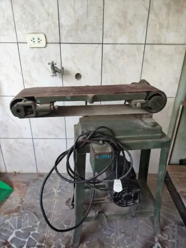lixadeira de cinta acerbi usada 220 v