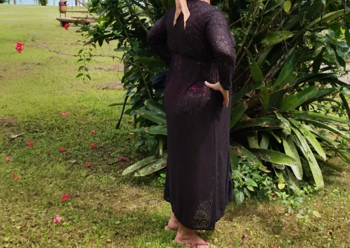 Saída de praia emreda de Lycra tamanho 44 preta longa