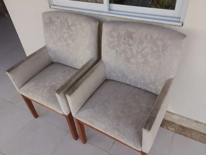 Duas Poltronas
