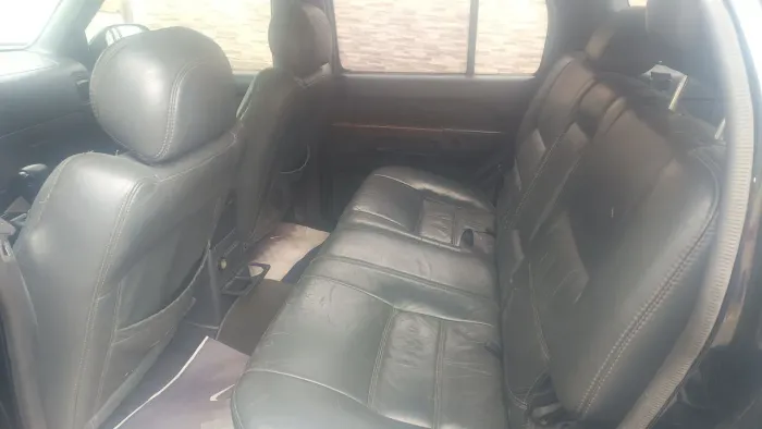 Nissan Pathfinder SE Luxo 3.3 V6 12V 1997