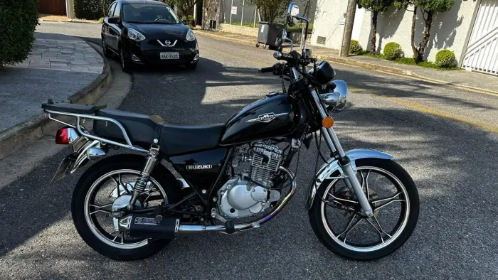 Intruder 125 9.500$