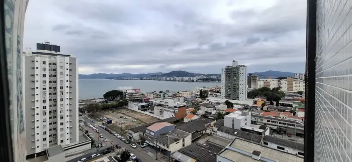 Locação | Sala Comercial de 24m² no Centro de Florianópolis