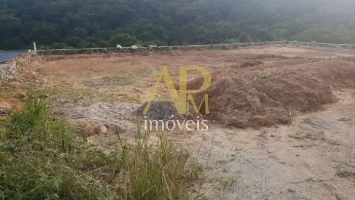 Terreno / Lote Plano à venda no Condomínio Altos de São José com 450m²