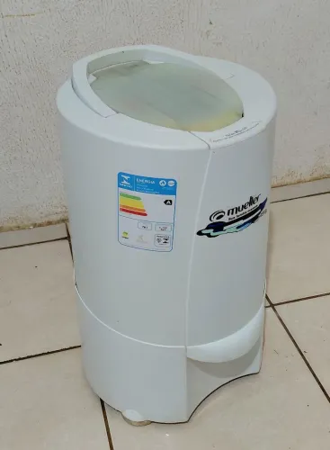 Centrífuga Semi-nova 15kg , Entrego