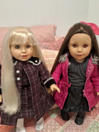 Lotinho de duas bonecas tipo american gilr lindas