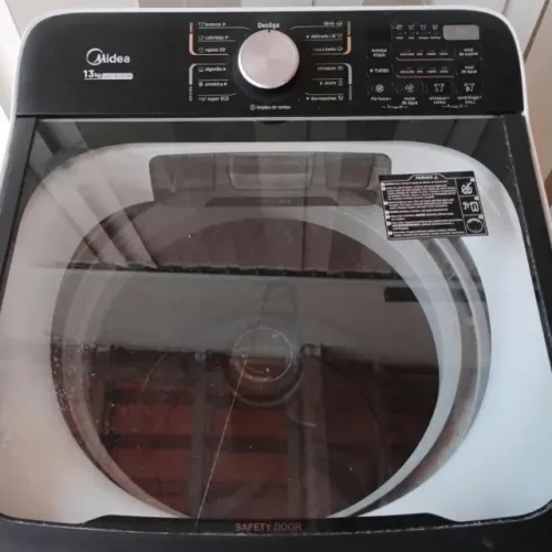 Máquina de lavar roupa Midea 13kg