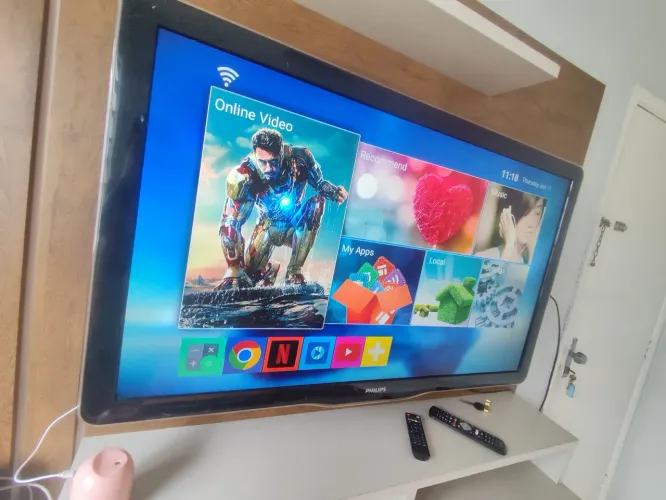 Televisão 45 polegadas (não é smart)