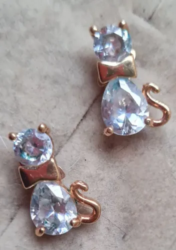 Par de brincos Gatinho Rommanel Cristal
