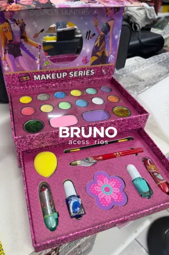 Kit Maquiagem Maleta Gurreiras K Pop