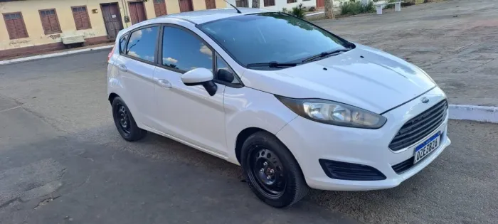 Ford Fiesta 1.5 16V Flex Mec. 5P 2014