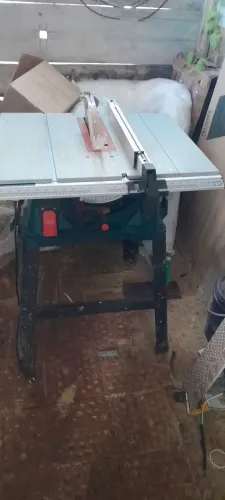 Serra profissional de bancada BOSCH