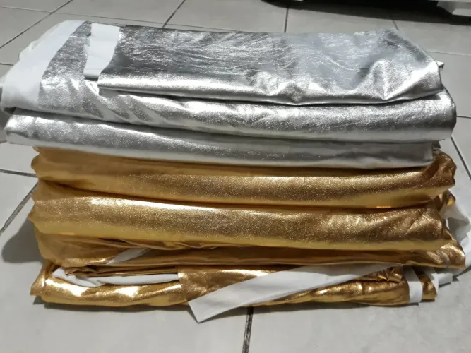 Bagunça napa dourada