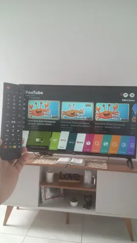 Vendo uma TV smart LG de 50 polegadas