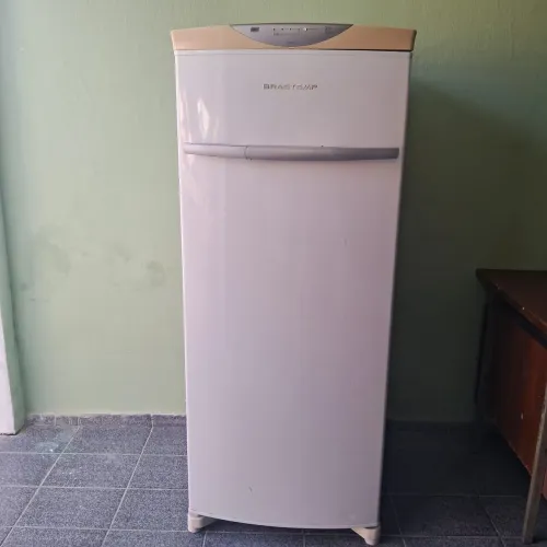 Freezer Vertical Brastemp Frost Free, 239 litros, 220 V