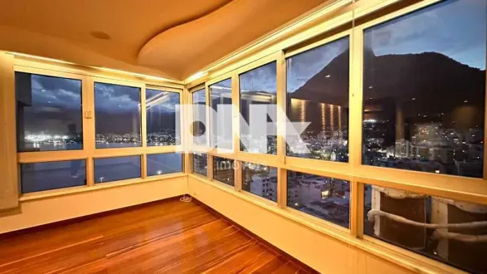 Apartamento : Padrão / Residencial / Lagoa