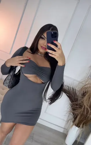 Vestido Cinza Elegante