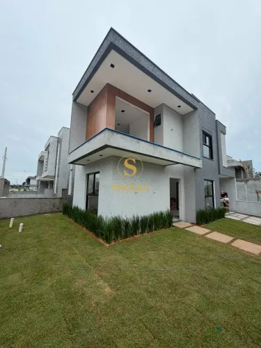 Casa 1 suíte e 2 dormitórios