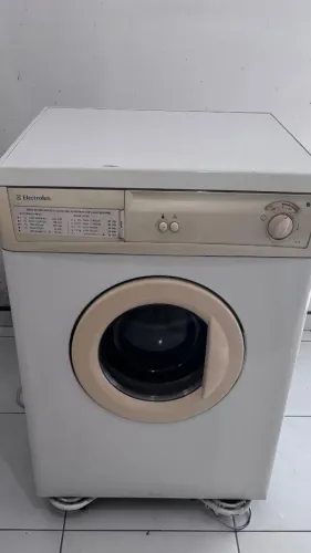 Máquina secadora