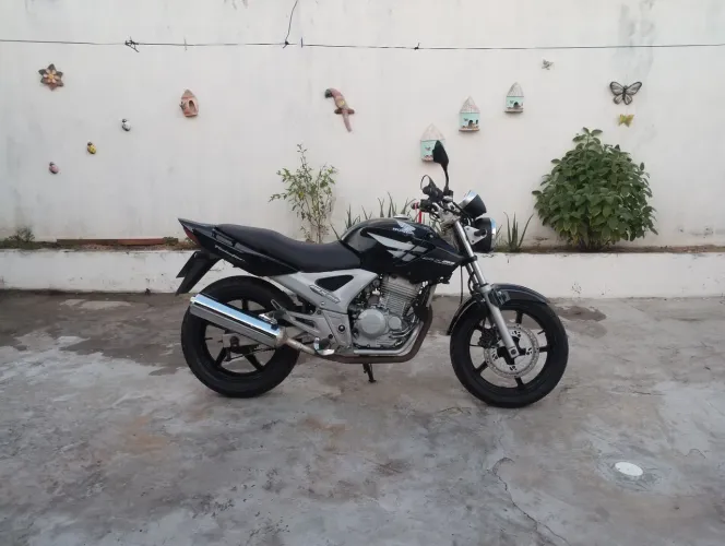 CBX Twister 250 