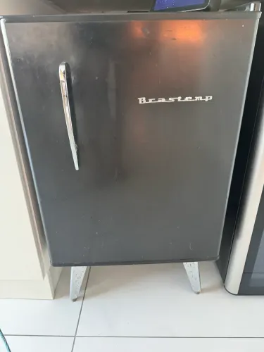 Frigobar Brastemp Retrô 76L Preto Vintage - Funcionando Perfeitamente