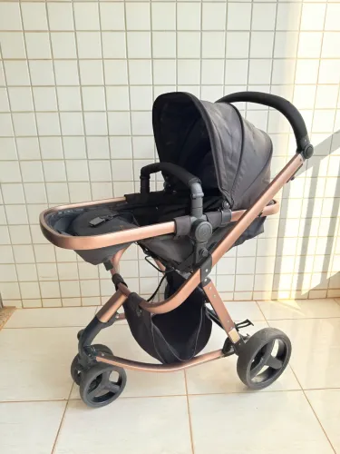 Carrinho de bebê