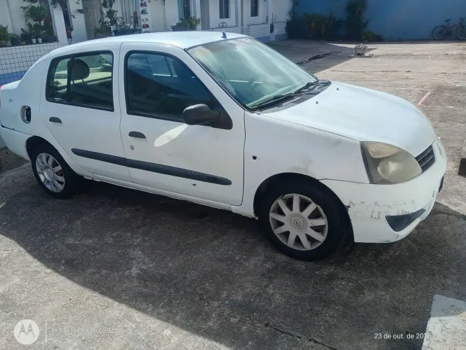 Renault Clio Sed. Authentique Hi-flex 1.0 16V 4P 2006