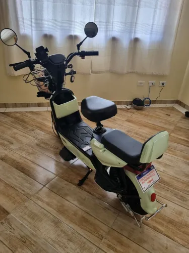 Scooter Seminova