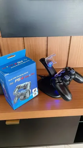 Estação de Carregamento USB Duplo para PS4 Slim e Pro
