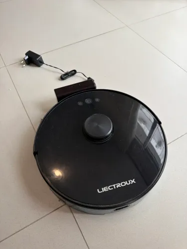 Robô Aspirador Liectroux XR500 - Varre, Aspira e Passa Pano