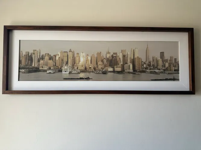 Vende-se quadro em madeira.