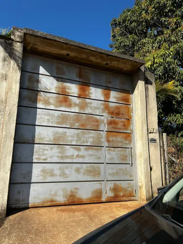 Vende-se Casa Mateus Leme 360m2 / 2 Quartos, Galpão 100m2 / Casa com dois andares