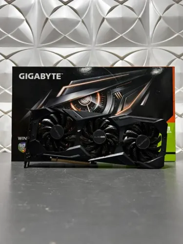 Placa de Vídeo RTX 2080 8GB Gigabyte Windforce Triple Fan | Seminova, NF e Garantia
